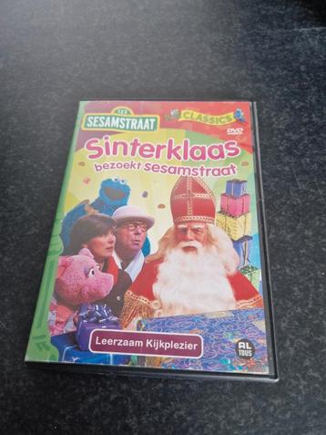 Dvd Sinterklaas bezoekt Sesamstraat  beschikbaar voor biedingen