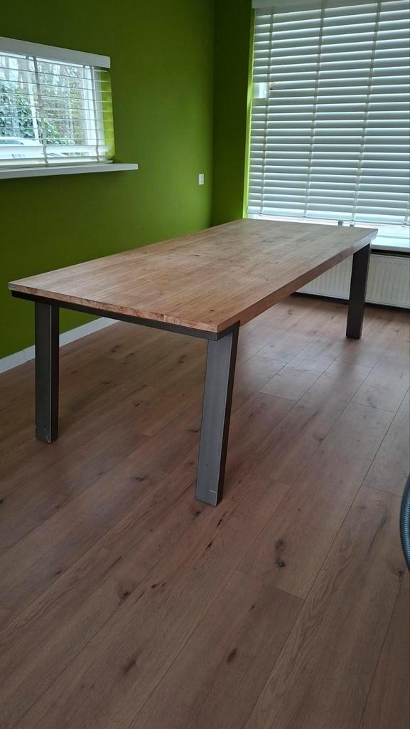 XOOON Eettafel 220x100 - Stijlvolle tafel, Huis en Inrichting, Tafels | Eettafels, Gebruikt, 50 tot 100 cm, 200 cm of meer, Vijf personen of meer