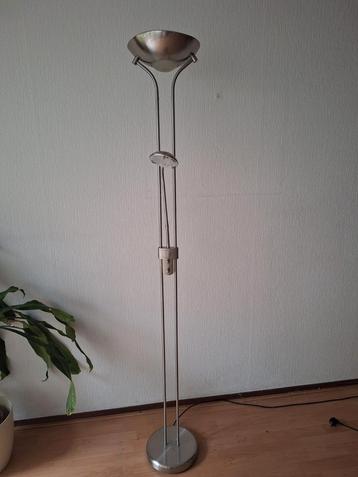 Staande Lamp rvs / aluminium look met dimmer beschikbaar voor biedingen