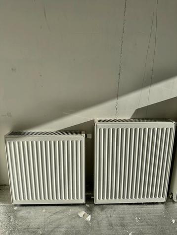 2016/2017 radiatoren in goede staat beschikbaar voor biedingen