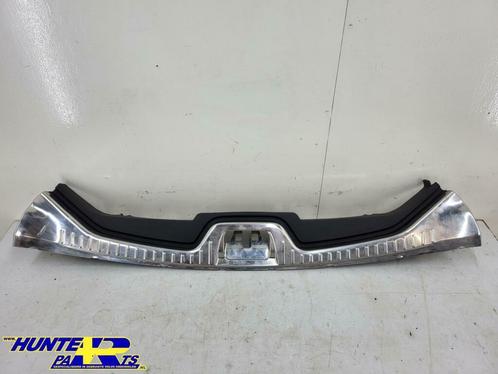 Bagageruimtebekleding midden Volvo V60 I ('10-'18) 31403589, Auto-onderdelen, Interieur en Bekleding, Gebruikt, Ophalen of Verzenden