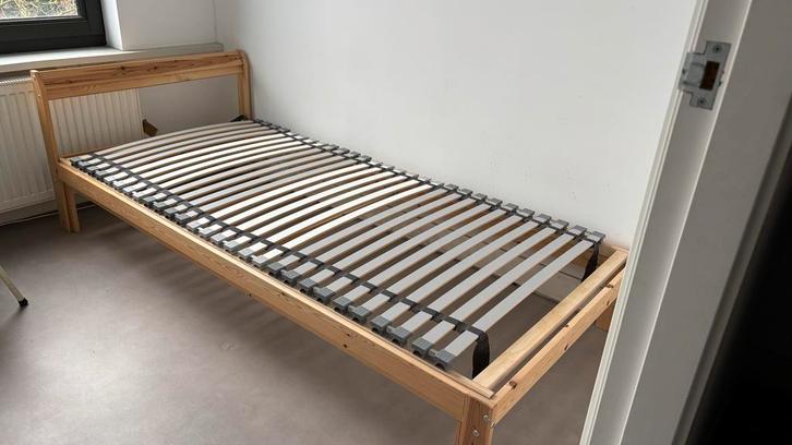 IKEA Neiden bed met Lönset lattenbodem - 90x200, Huis en Inrichting, Slaapkamer | Bedden, Zo goed als nieuw, Eenpersoons, 90 cm