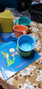 Tupperware bekers en Tupperware kinderen kook boekje, Huis en Inrichting, Keuken | Tupperware, Ophalen of Verzenden, Zo goed als nieuw