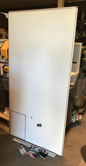 Whiteboard, magentisch, 90x180 cm, incl div toebehoren beschikbaar voor biedingen