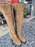 Hoge suede laarzen mosgroen maat 37, Kleding | Dames, Schoenen, Ophalen, Hoge laarzen, Zo goed als nieuw, Groen