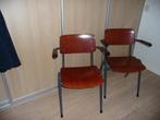 2 Vintage Leerkrachtstoelen Stapelbaar, Huis en Inrichting, Ophalen, Gebruikt, Twee, Bruin