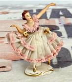 Vintage Alka Dresden Kant Porseleinen Dame Beeldje duitsland, Antiek en Kunst, Ophalen of Verzenden