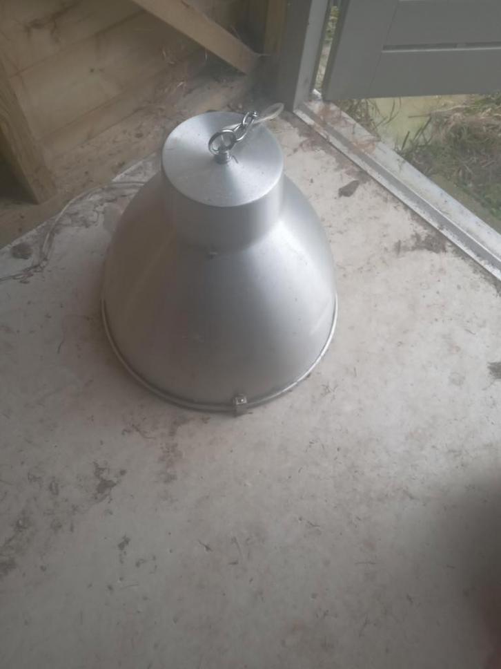 Moderne grijze hanglamp, Huis en Inrichting, Lampen | Hanglampen, Ophalen of Verzenden