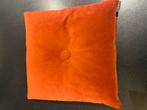 Zacht Claudi kussen - Oranje, Huis en Inrichting, Ophalen of Verzenden, Zo goed als nieuw, Oranje, Vierkant