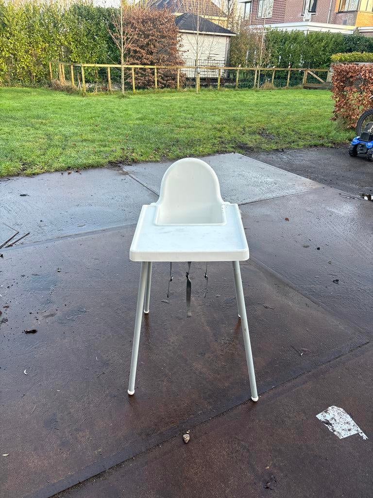 IKEA Kinderstoel - Eenvoudig en Praktisch, Ophalen, Gebruikt, Meegroeistoel, Gordel(s)
