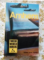 Arnhem - Parachutisten vallen uit de hemel, Boeken, Ophalen of Verzenden, Landmacht, Zie beschrijving, Tweede Wereldoorlog