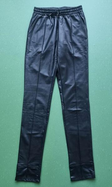 WE imitatieleer nepleer broek zwart maat 176 beschikbaar voor biedingen