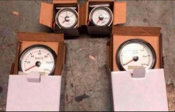 Gps snelheidsmeter beschikbaar voor biedingen