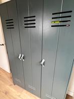 Stoere kledingkast (2/2), Ophalen, Zo goed als nieuw