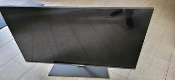 49 inch Phillips tv beschikbaar voor biedingen