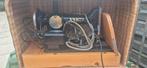 Antieke Anker naaimachine met pedaal, Ophalen