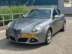Alfa Romeo Giulietta 1.4 T Distinctive 98.600 KM NAP! Clima!, Voorwielaandrijving, Gebruikt, 4 cilinders, Origineel Nederlands