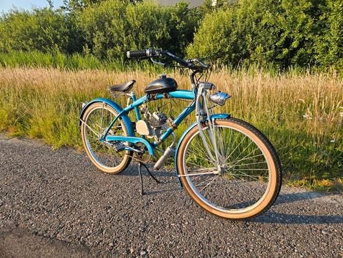Schwinn lowrider fiets met Chinese 80cc hulpmotor, Fietsen en Brommers, Fietsen | Cruisers en Lowriders, Gebruikt, Heren, Cruiser