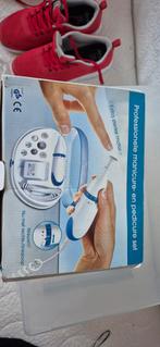 Manicure & Pedicure Set - Complete Verzorging, Ophalen of Verzenden, Gebruikt, Hand- en Voetverzorging