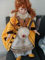 Mooi geklede pop, gratis af te halen, Verzamelen, Poppen, Ophalen of Verzenden, Gebruikt, Pop