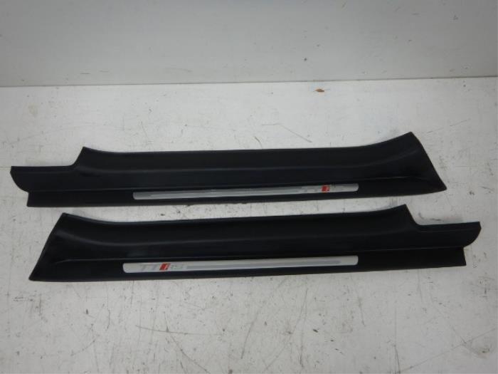 Sierstrip Audi TT (22741854), Auto-onderdelen, Carrosserie en Plaatwerk, Gebruikt, Ophalen