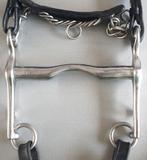 GEBRUIKTE RVS DRESSUURSTANG MET LAGE TONGBOOG, MAAT 14,5, Dieren en Toebehoren, Paarden en Pony's | Hoofdstellen en Tuigage, Ophalen of Verzenden