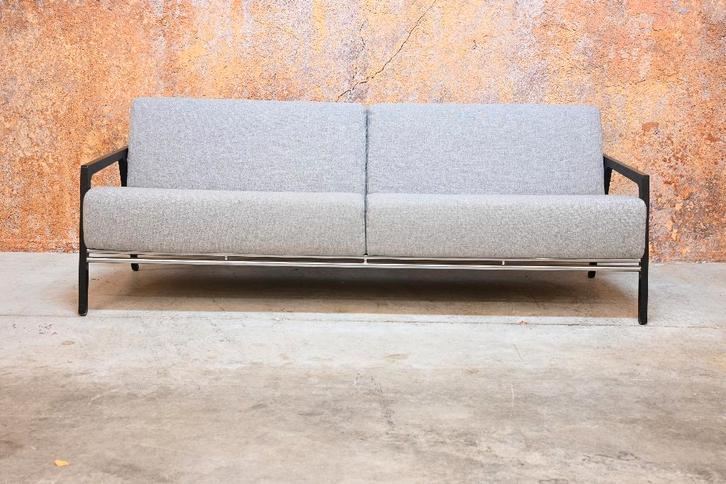 ZGANieuw grijze stoffen Harvink Splinter design bank, Huis en Inrichting, Banken | Bankstellen, Zo goed als nieuw, Rechte bank