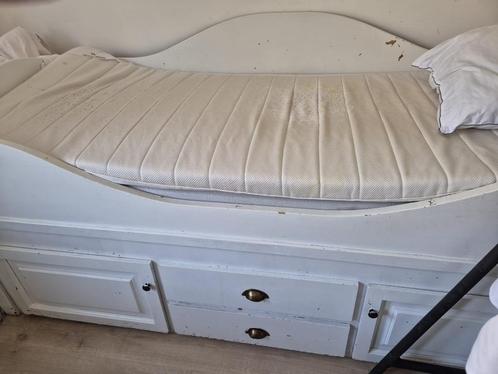 Gratis slaapkamer meubilair, Huis en Inrichting, Slaapkamer | Bedden, Gebruikt, Eenpersoons, 90 cm, 200 cm, Hout, Wit, Ophalen