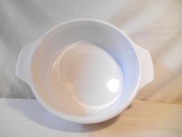 ARCOFLAM mooie grote witte glazen schaal ( oven/gas/electra) beschikbaar voor biedingen
