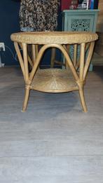 Rond rotan tafeltje, Huis en Inrichting, Tafels | Bijzettafels, Overige materialen, Gebruikt, Rond, 55 tot 75 cm