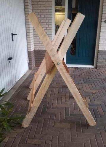zaagbok opvouwbaar hout stevig beschikbaar voor biedingen
