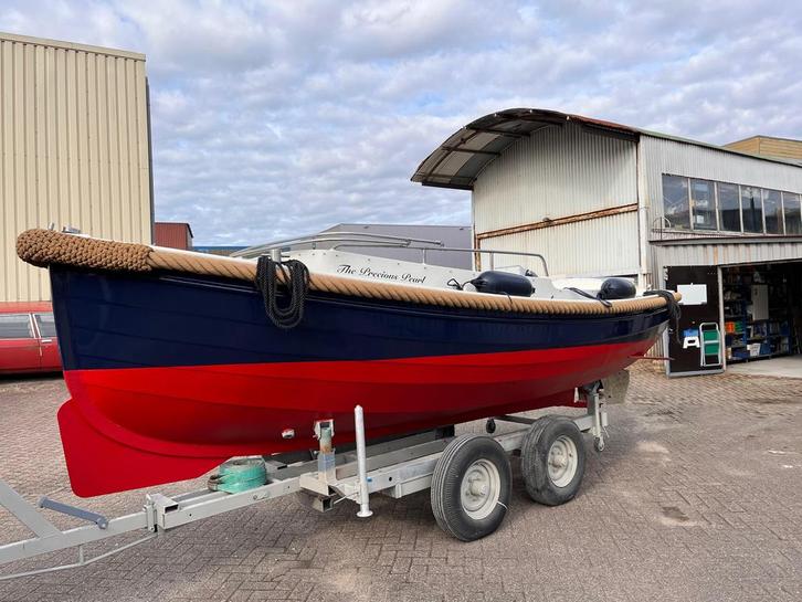 Stalen motorboot sloep, Watersport en Boten, Sloepen, Zo goed als nieuw, 10 tot 30 pk, 3 tot 6 meter, Buitenboordmotor, Benzine