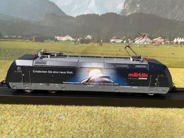 Märklin 37386 E-loc BR 101 DB-AG "Toy Fair Nürnberg 2004", Hobby en Vrije tijd, Modeltreinen | H0, Nieuw, Locomotief, Wisselstroom