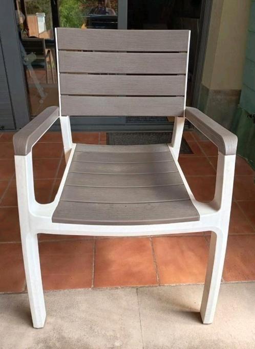 2 kunststof tuin stoelen, Tuin en Terras, Tuinstoelen, Zo goed als nieuw, Kunststof, Ophalen