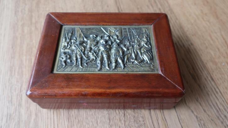 Antiek sigarettendoosje, Antiek en Kunst, Antiek | Goud en Zilver, Ophalen of Verzenden