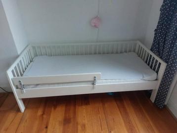IKEA peuterbed 170x60cm beschikbaar voor biedingen