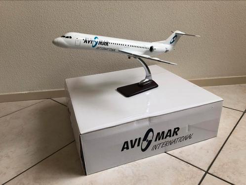 Avimar Fokker 100 F100 model vliegtuig model 1:100, Verzamelen, Luchtvaart en Vliegtuigspotten, Zo goed als nieuw, Schaalmodel