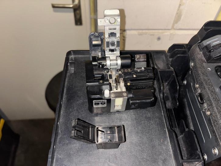 Furukawa S326 glasvezel cleaver, Doe-het-zelf en Verbouw, Gereedschap | Handgereedschap, Zo goed als nieuw, Ophalen of Verzenden