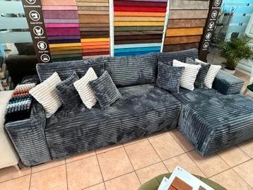 Modern Grey Corduroy Sectional Sofa – Spacious L-Shaped Desi beschikbaar voor biedingen