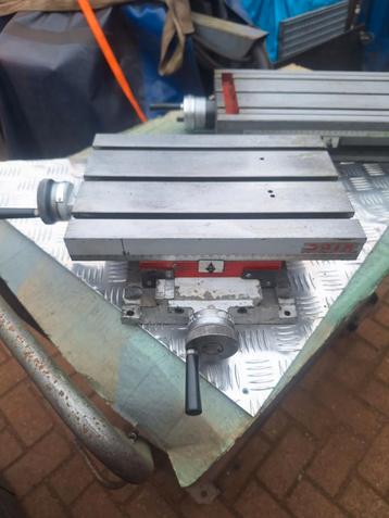 Saim  kruistafel  beschikbaar voor biedingen