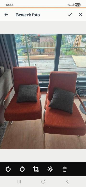 Twee vintage fauteuils beschikbaar voor biedingen