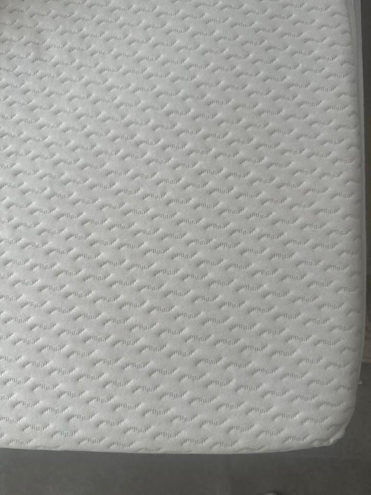 WELLPUR FRYA Topmatras 160x200 - Nieuwstaat, Huis en Inrichting, Slaapkamer | Matrassen en Bedbodems, Zo goed als nieuw, Matras