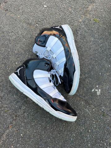 Jordan schoenen  beschikbaar voor biedingen