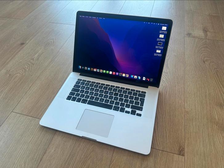 Macbook Pro Mid 2015 (AMD GPU) Incl Originele Adapter, Computers en Software, Apple Macbooks, Gebruikt, Overige modellen, 15 inch