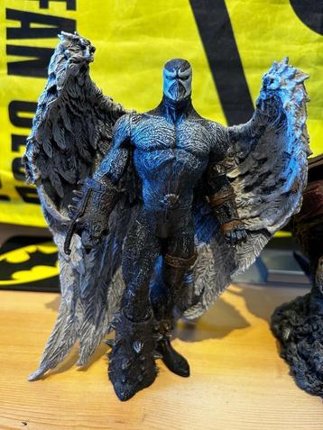 Spawn actiefiguren beschikbaar voor biedingen