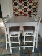 Bartafel met krukken, Ophalen, Zo goed als nieuw, 4 tot 6 stoelen