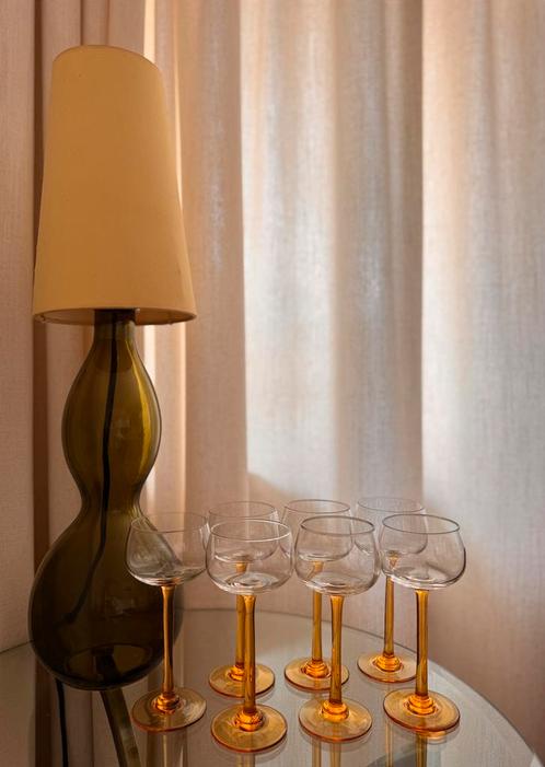 Set van 7 unieke Art Nouveau wijnglazen uit de jaren ’20, Verzamelen, Glas en Borrelglaasjes, Gebruikt, Overige typen, Ophalen of Verzenden