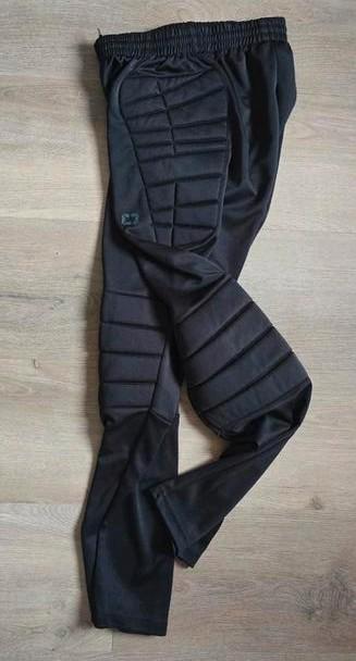 KEEPERSBROEK XL beschikbaar voor biedingen