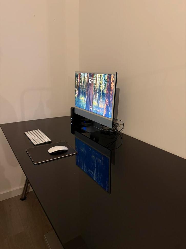 IKEA Galant bureau met glazen blad (zwart), Huis en Inrichting, Bureaus, Gebruikt, In hoogte verstelbaar, Ophalen