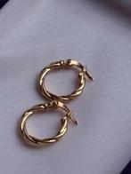 ⭐️Elegantie in 18K karaat  Goud  1 gr |  1,5 cm ⭐️, Geel, Ophalen of Verzenden, Zo goed als nieuw, Goud